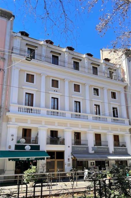 Grazioso Apartamento Milão Exterior foto