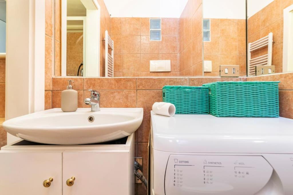 Grazioso Apartamento Milão Exterior foto